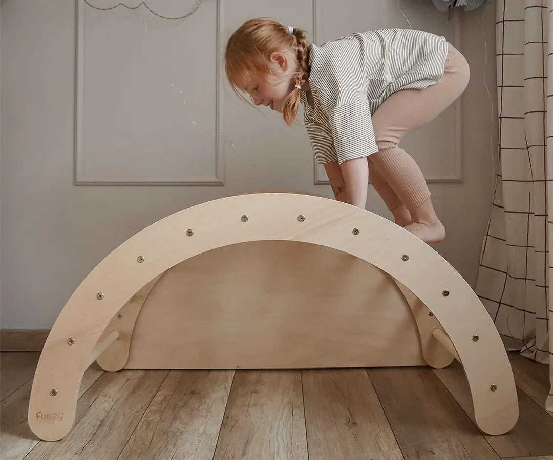 Funzy climbing arch & cushion set