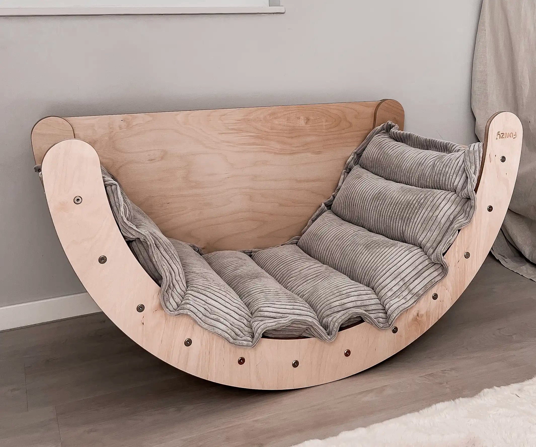 Climbing Arch & Cushion Set